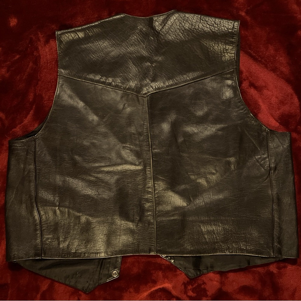 VTG Z1R black leather riding vest